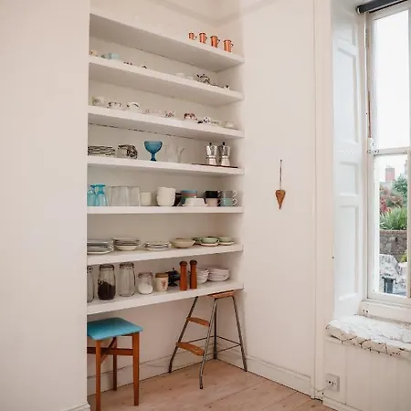 Apartment Grand & Graceful One Bed Flat In Clifton Village
